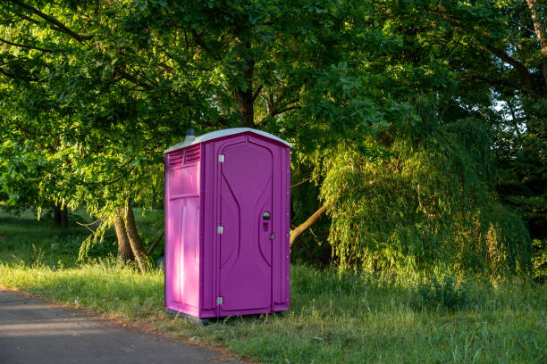 Porta potty delivery and setup in Massapequa Park, NY